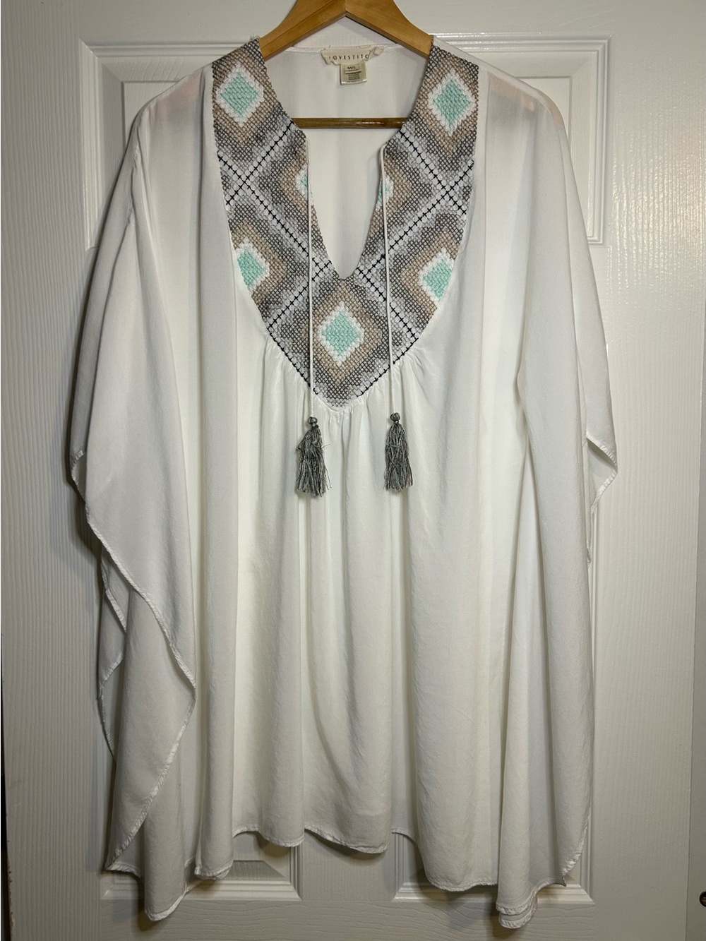 Love Stitch White Boho Embroidered Tassel Kaftan Tunic Cover Up M/L